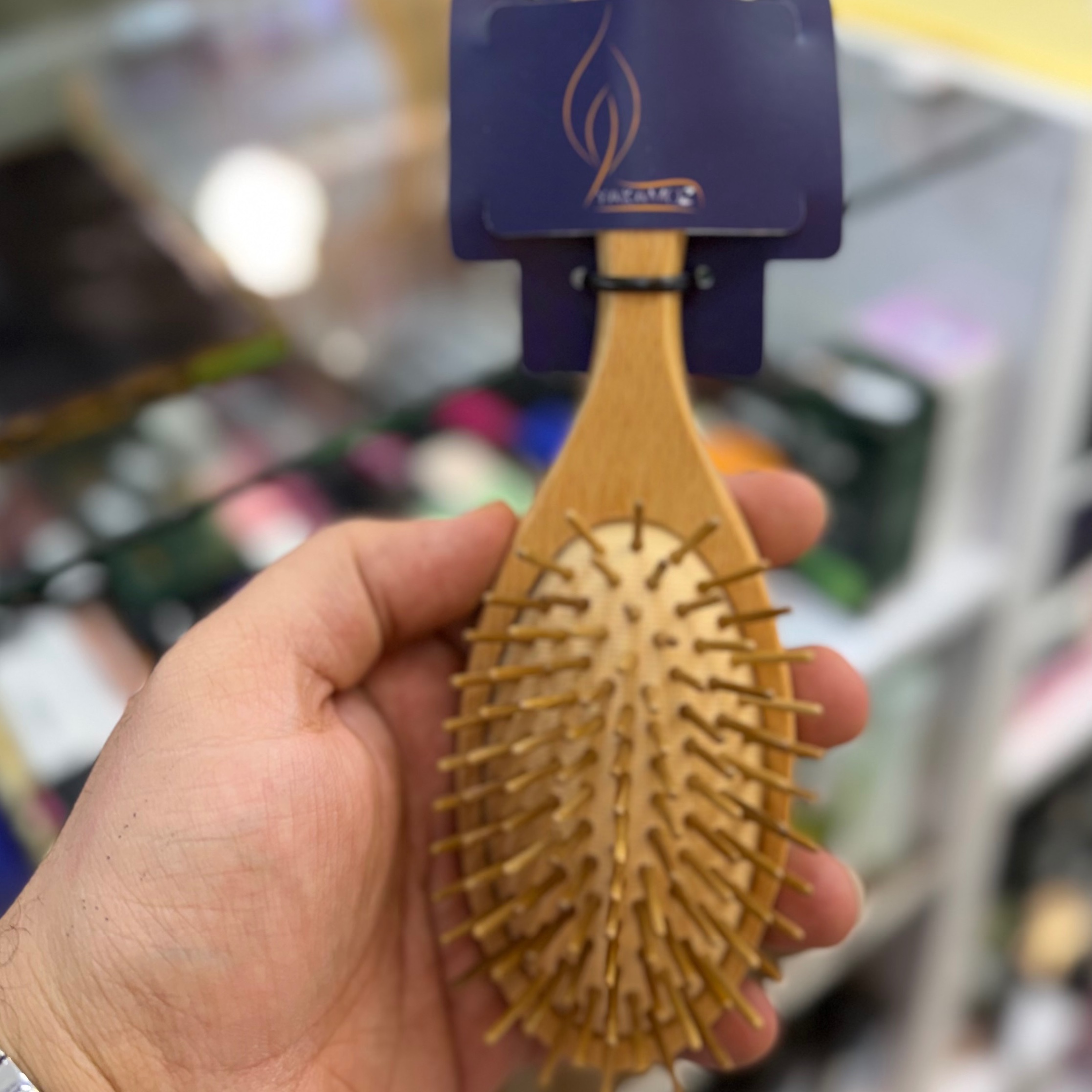برس چوبی اصلی (هم بدنه و هم دندانه چوبی)