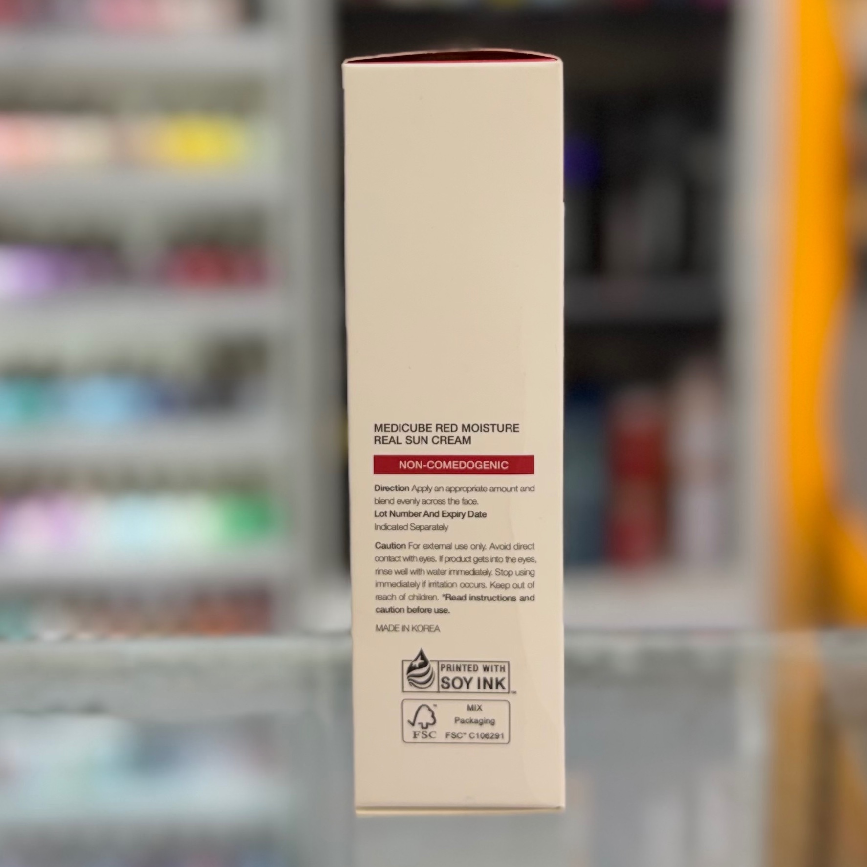 ضد افتاب رد مویسچر مدیکیوب red moisture medicube
